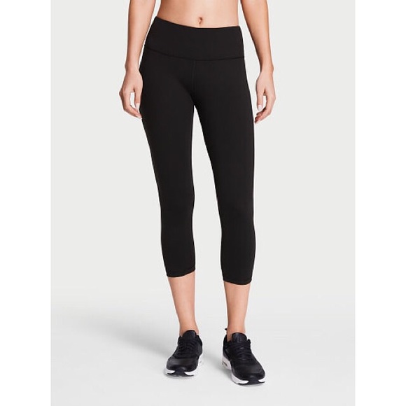 Victoria's Secret Pants - ⬇️ Victoria’ s Secret VSX Knockout Capri